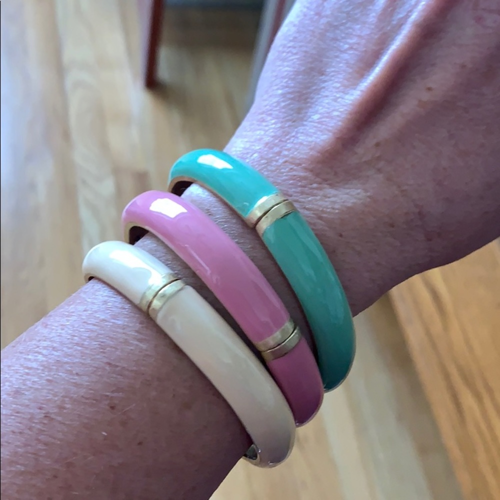 🌸LAST CHANCE🌸 3 SIMPLE HINGED ENAMELED BRACELETS